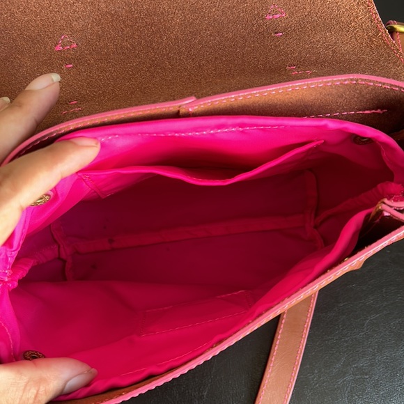 IIBeCa by Joy Gryson Duane Leather Crossbody Bag - Picture 11 of 16